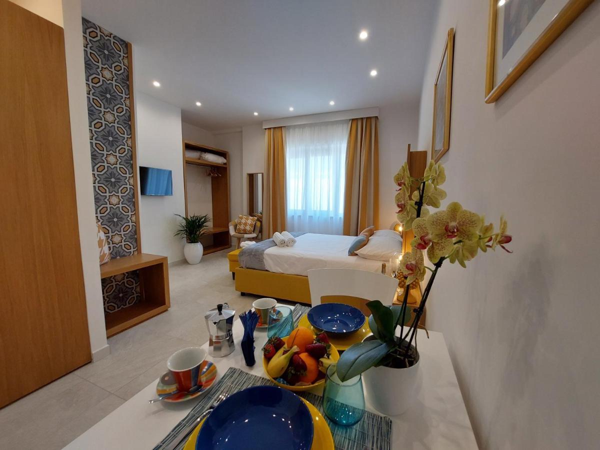 סורנטו Mistral Luxury Suites מראה חיצוני תמונה