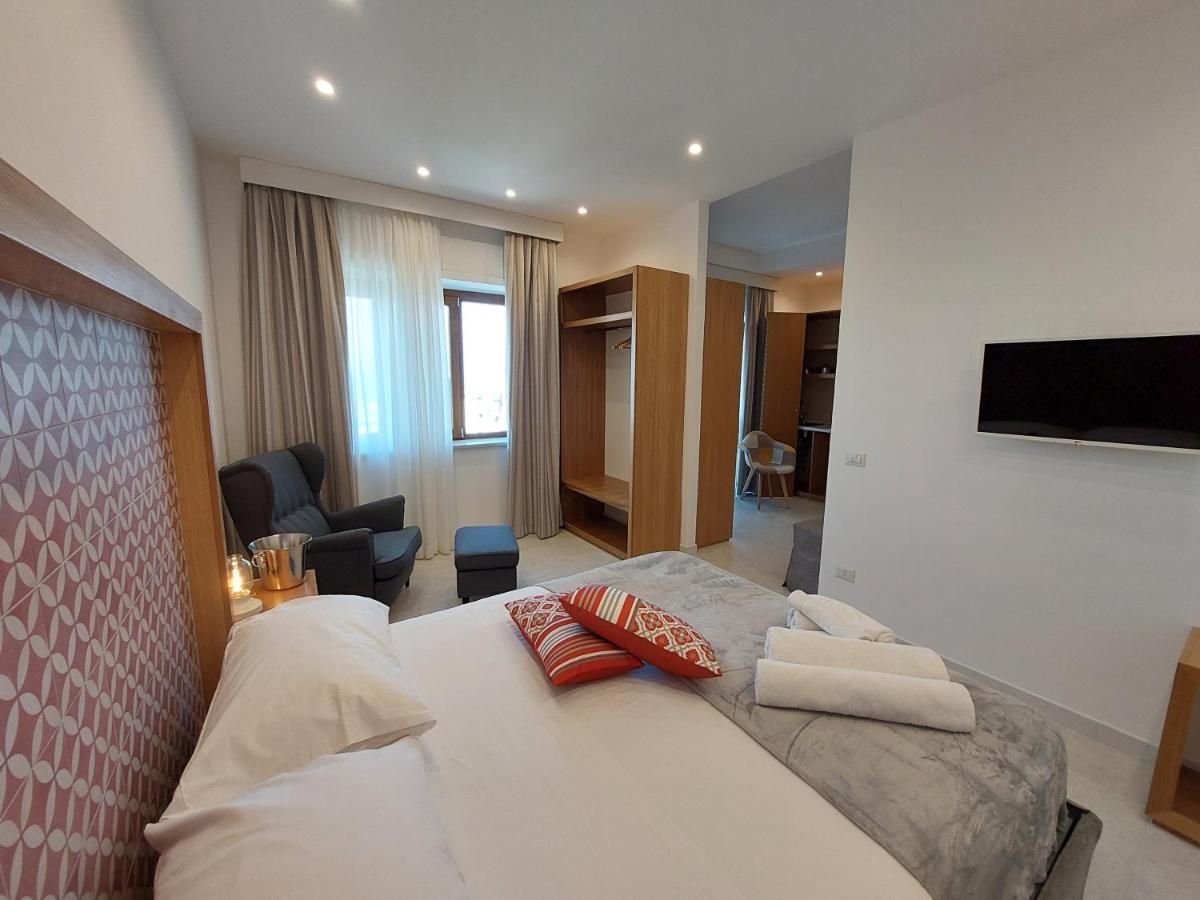 סורנטו Mistral Luxury Suites מראה חיצוני תמונה